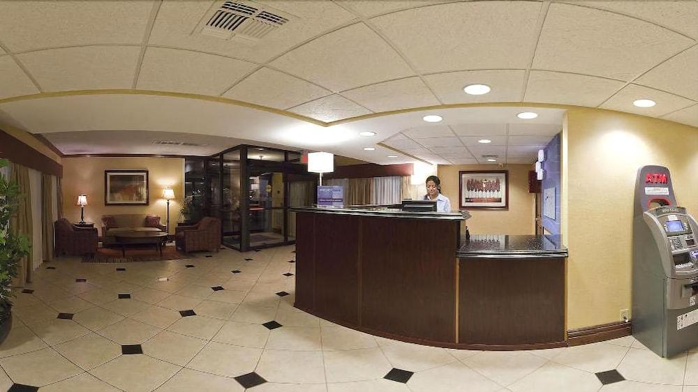 Holiday Inn Express Ramsey Mahwah By Ihg Buitenkant foto