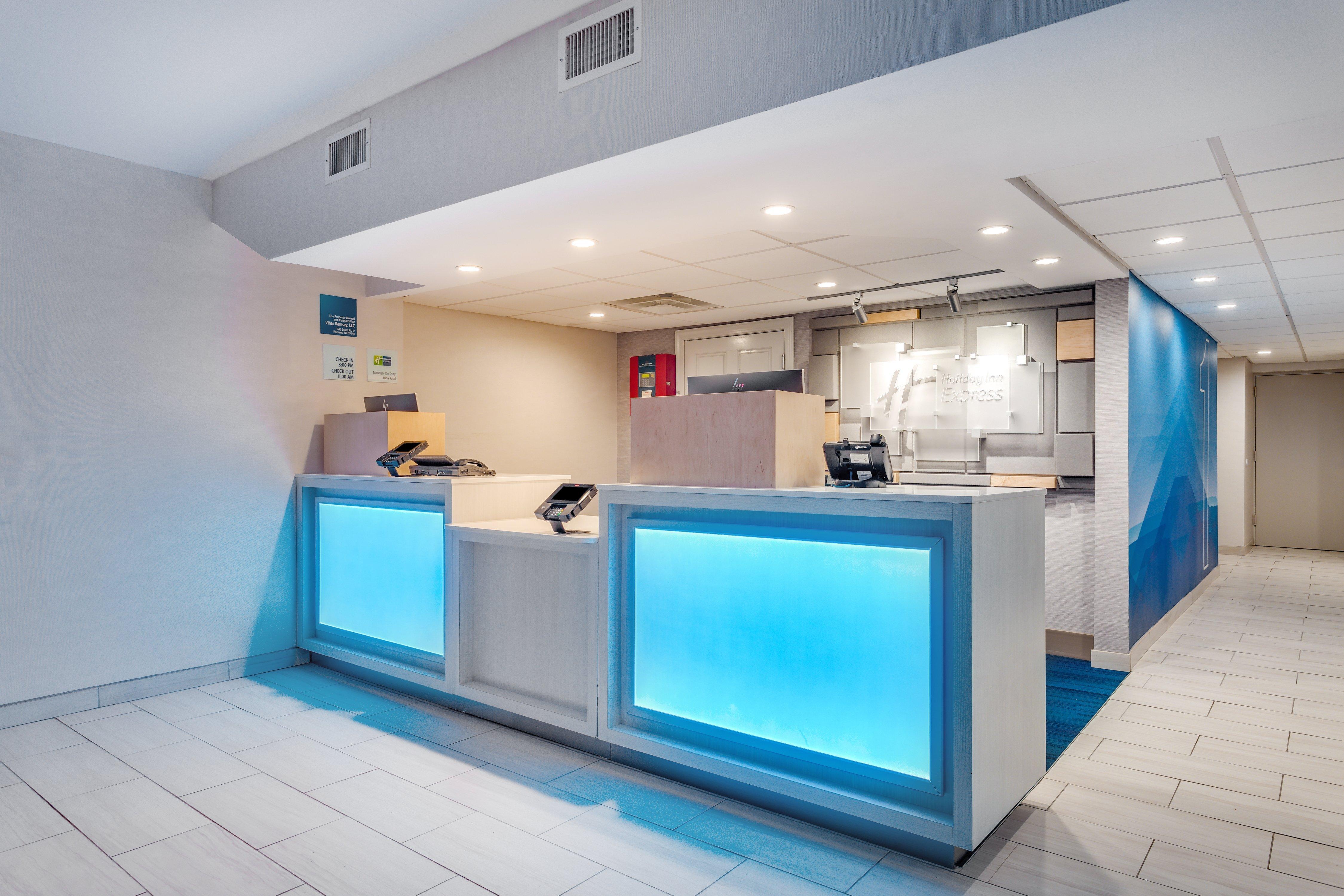 Holiday Inn Express Ramsey Mahwah By Ihg Buitenkant foto